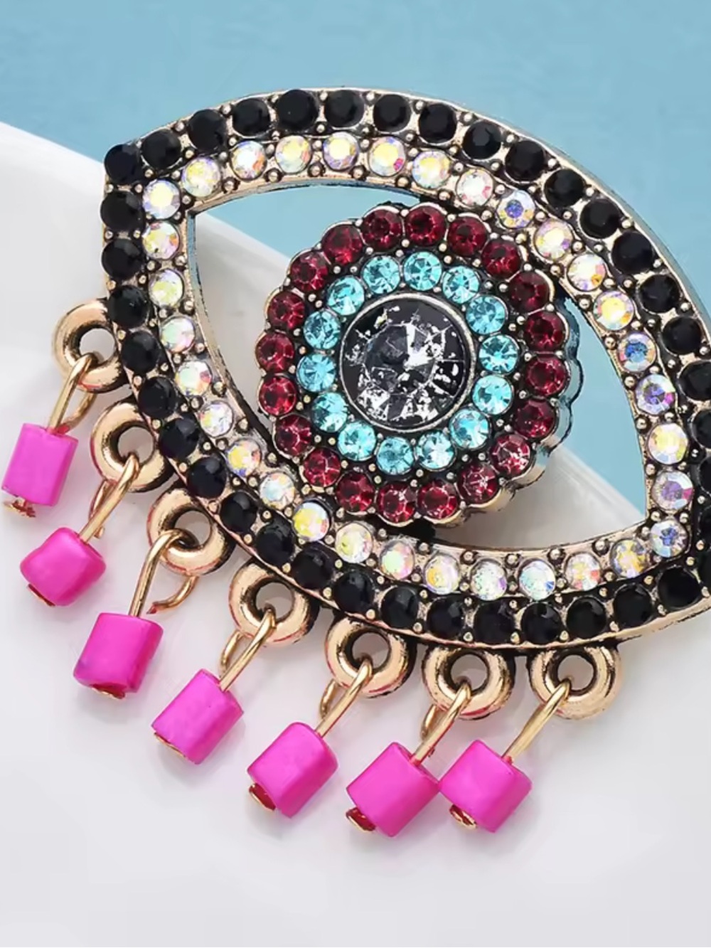 Blue Eyes Pink Gold Brooch